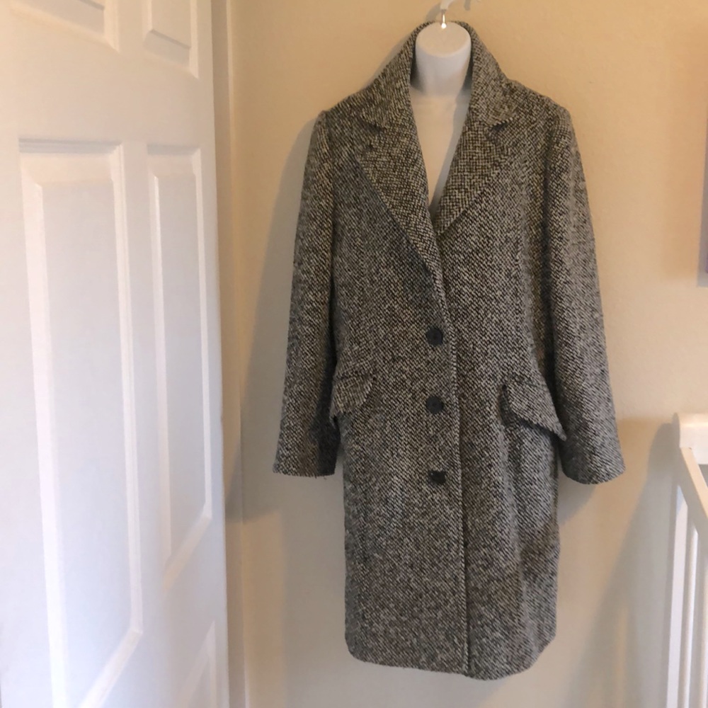 Vintage style hounds tooth coat
